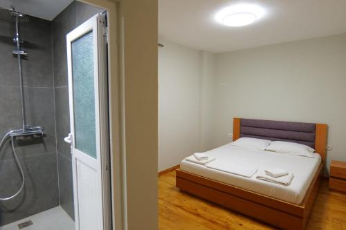 Koupelna v ubytování Hotel Jali