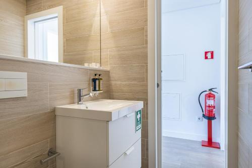 Ένα μπάνιο στο Garcia 28 by LovelyStay