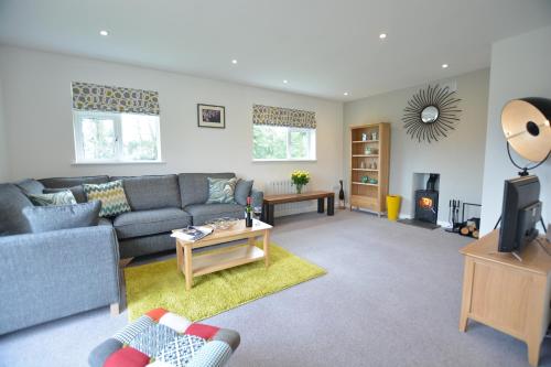 Field Edge, Tunstall – Photos 3