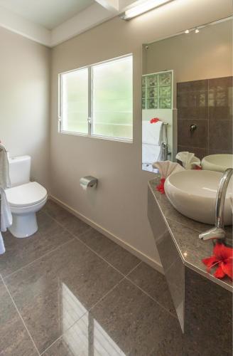 Un baño de Ocean Spray Villas