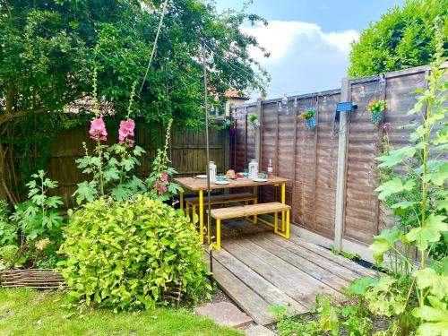Un jardín fuera de Rosedene, Rickinghall
