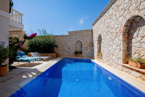 Invigorating Villa with Shared Pool in Kas