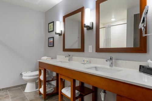 Bagno di Comfort Suites