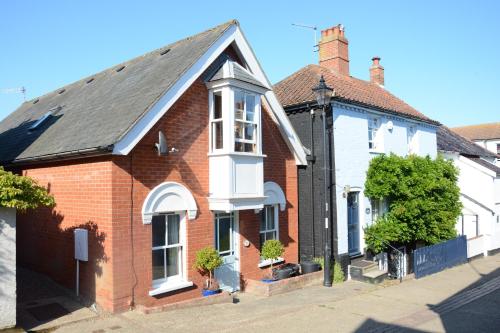 The Red Brick House, Aldeburgh