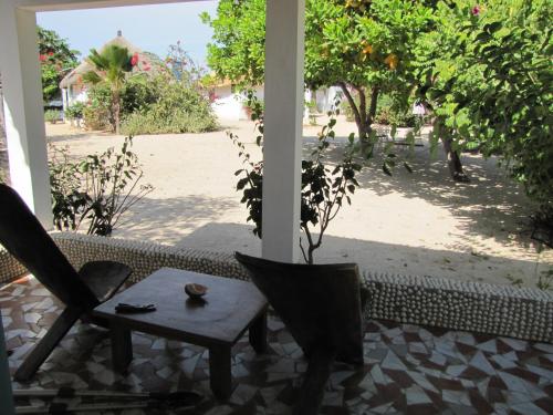 Aed väljaspool majutusasutust Bazouk Du Saloum Ecolodge Solidaire