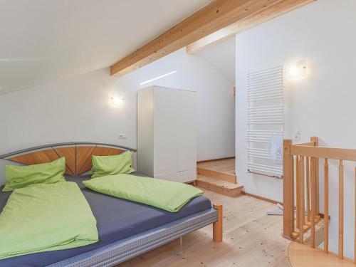 A bed or beds in a room at Haus Rabl Dan