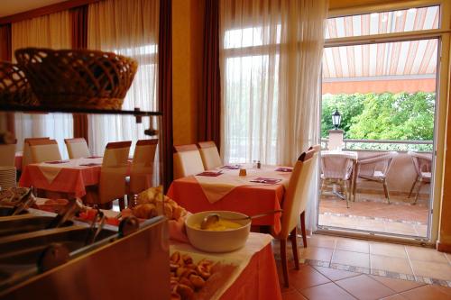Fotografie z fotogalerie ubytování Hotel Fineso v destinaci Budva