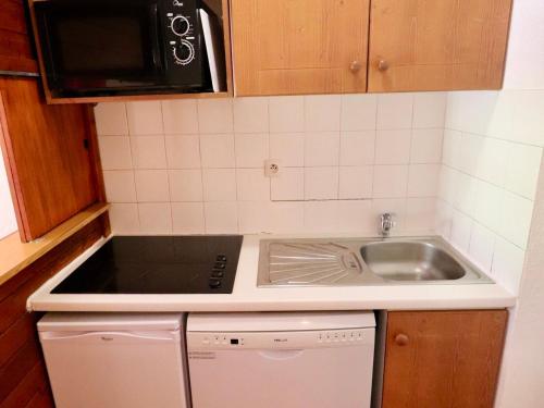 Studio cabine 4 personnes, proche pistes, balcon, animaux acceptés