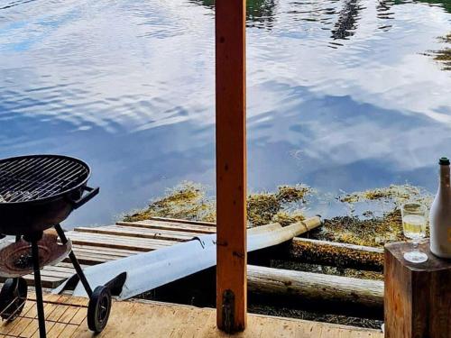 Θέα στο ποτάμι κοντά σε αυτό το διαμέρισμα
