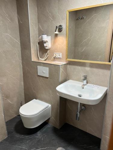 Gallery image of Hotel Principe in Albacete