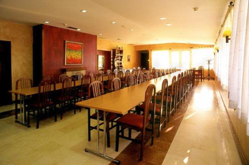 Foto dalla galleria di Hotel Villa De Nava a Nava