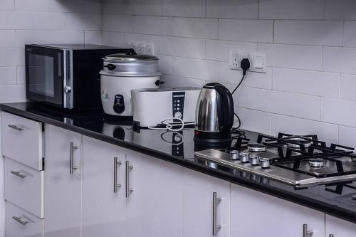 Köök või kööginurk majutusasutuses Breathtaking Luxury in Negombo