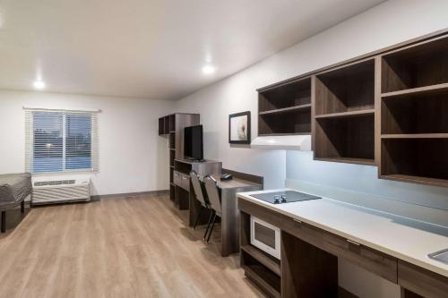 Fotografie z fotogalerie ubytování WoodSpring Suites Mesa Chandler v destinaci Mesa