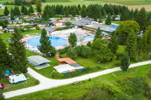 an aerial view of a resort with a swimming pool at Appartementhotel Rutar Lido in Eberndorf