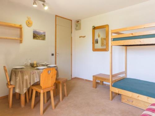 Studio chaleureux au centre, balcon, proche pistes