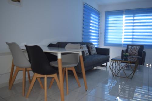 Zona de estar de One Bedroom Apartment, Molos Complex - By IMH Travel & Tours