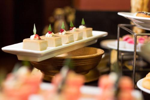 Mad på resortet eller i nærheden