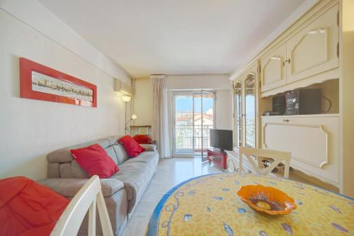 2 room in center very comfortable with wi fi