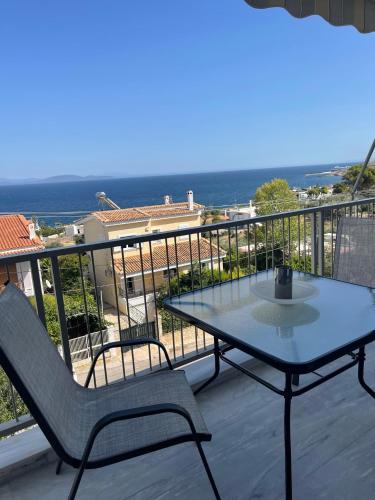 Sunrise pearl in Attika Riviera apt and Parking