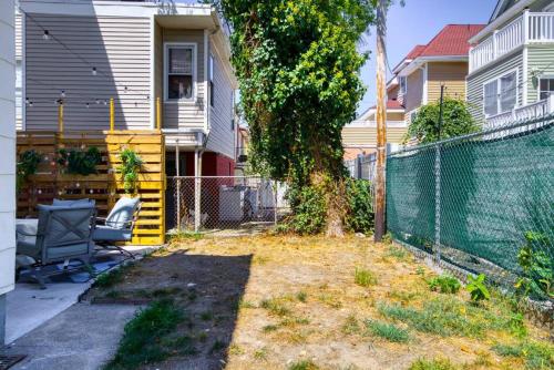 Gallery image of Gammys Beach Bungalow in Ventnor City