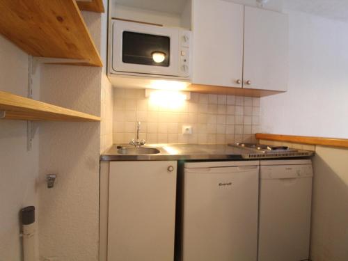 Cuisine ou kitchenette dans l'établissement Appartement Termignon, 2 pièces, 4 personnes - FR-1-508-19