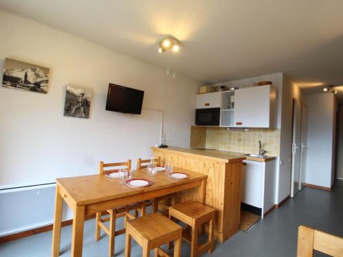 Appartement Lanslevillard, 2 pièces, 4 personnes - FR-1-508-133