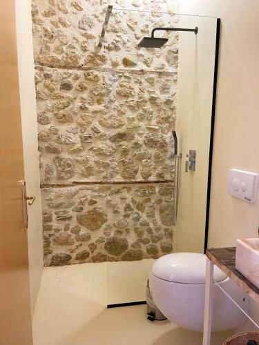 Ванная комната в Bohemian Boutique Suites
