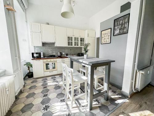 Dob Duplex Apartment