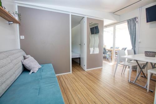 Apartments with parking space Biograd na Moru, Biograd - 18928