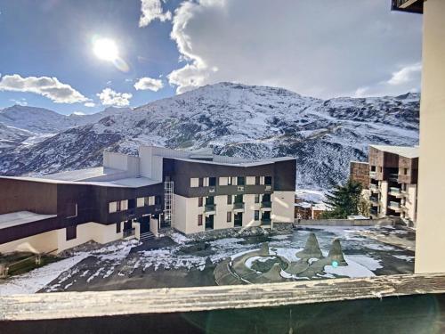 Appartement spacieux proche des pistes avec balcon - FR-1-344-817