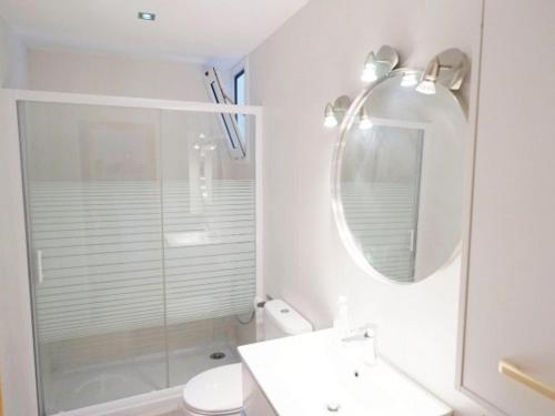 Kúpeľňa v ubytovaní Villa en Ametlla de Mar para 5 personas con piscina privada y cerca del mar - HISP-217-31