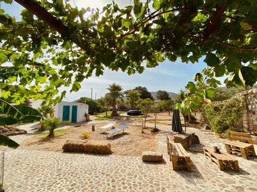 Foto dalla galleria di Tenuta Blancamar Country Bed & Breakfast a Crisionis