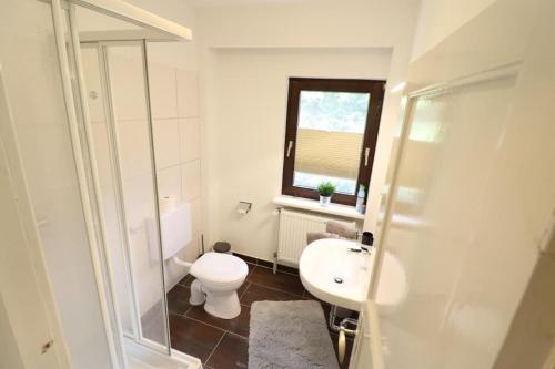 Koupelna v ubytování Haus-Heideblick