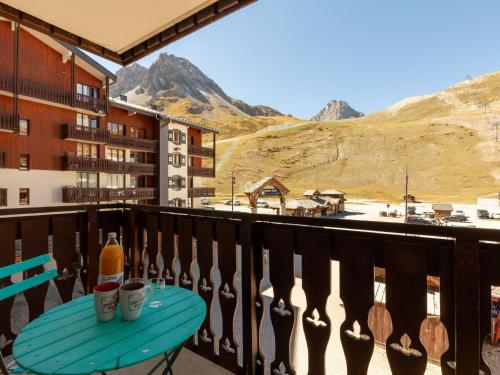 Apartment Rond Point des Pistes - Val Claret-2 by Interhome
