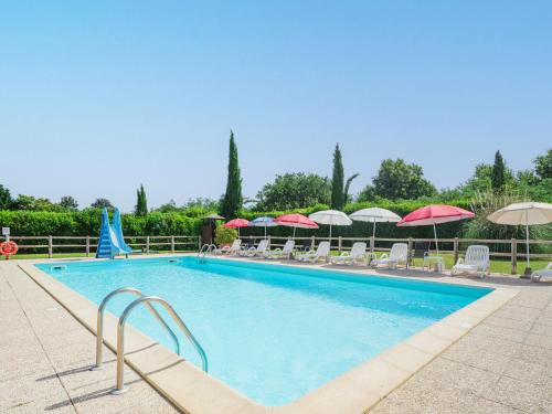 Πισίνα στο ή κοντά στο Apartment Ponziani-2 by Interhome