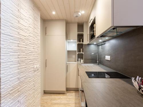 Apartment Grand Roc - Val Claret-1 by Interhome