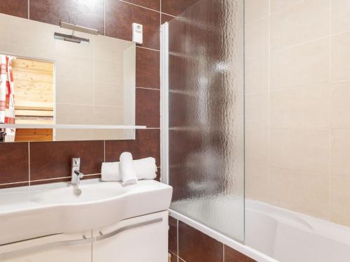 Apartment Le Bec Rouge - Le Lac-8 by Interhome