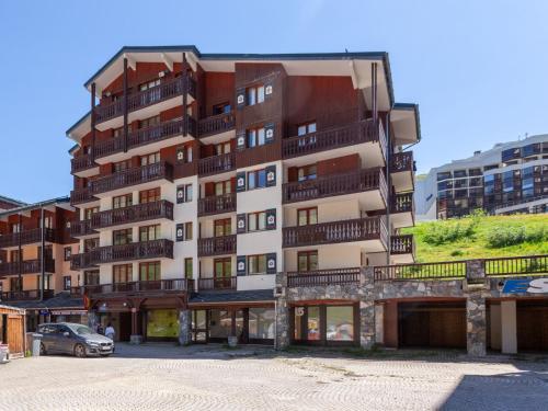 Studio Rond Point des Pistes - Val Claret-18 by Interhome
