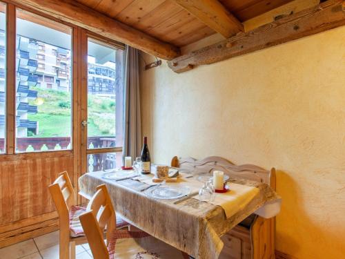 Studio Rond Point des Pistes - Val Claret-18 by Interhome