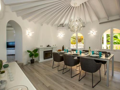 Villa Villa La Tahona by Interhome