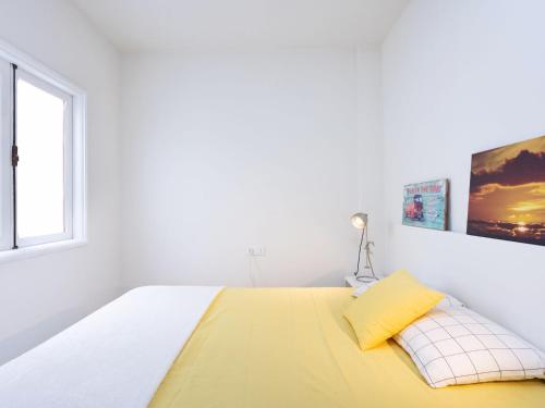 Ένα ή περισσότερα κρεβάτια σε δωμάτιο στο Apartment Océano by Interhome