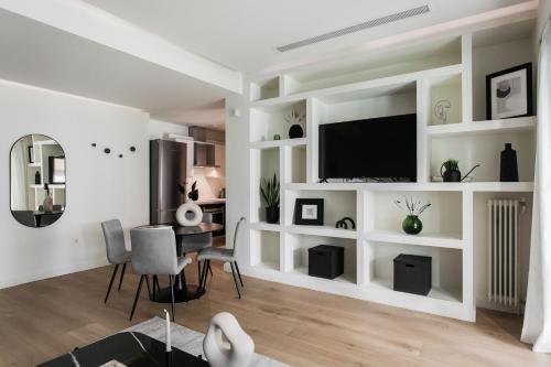 Striking Apartments in Kolonaki by UPSTREET