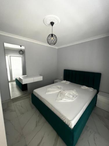 090 Center Apartment - Imazhi 6