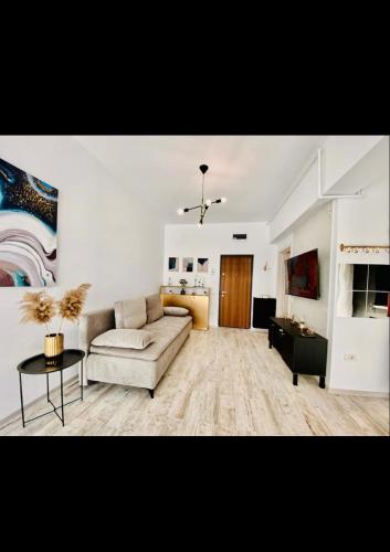 Selena Apartment by Tomis Villa