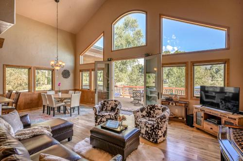 River Retreat Getaway – Photos 2