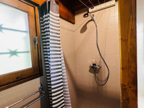 Photo de la galerie de l'établissement Appart cosy aux Saisies avec balcon, 1 chambre, 4 pers - FR-1-293-250, à Hauteluce