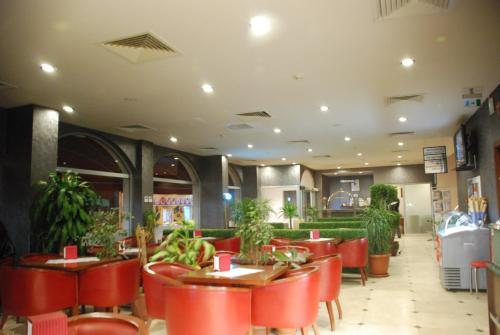 Χώρος καθιστικού στο Cetin Hotel