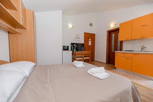 Letto o letti in una camera di Villa Heaven Apartment - Airport Zadar