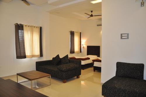 Φωτογραφία από το άλμπουμ του Hotel SSLR ,Gangavathi σε Hampi