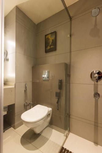 Un baño de Clarks Inn Express Ludhiana